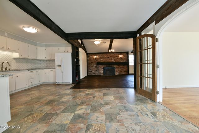 58 Mordella Road, Colonie, NY 12205