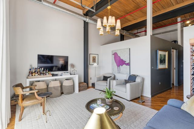 1350 Rosa L Parks Blvd Apt 403, Nashville, TN 37208