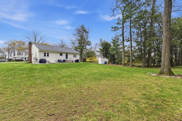 22 Circle Dr, Brockton, MA 02301