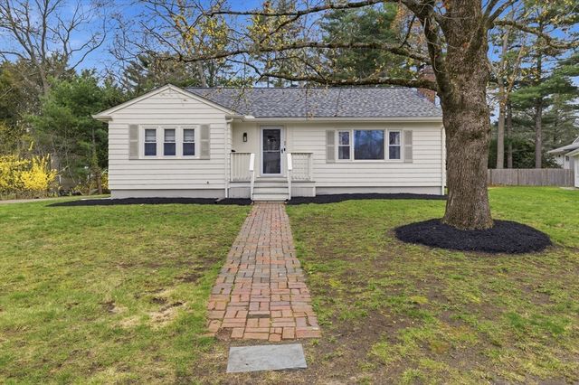 22 Circle Dr, Brockton, MA 02301