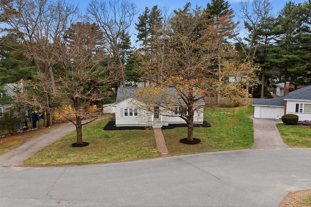 22 Circle Dr, Brockton, MA 02301
