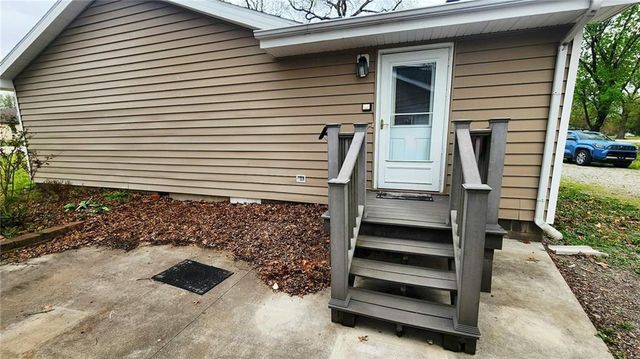 301 E Walnut Street, Weir, KS 66781