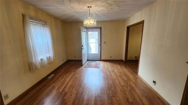 301 E Walnut Street, Weir, KS 66781