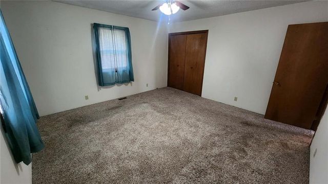 301 E Walnut Street, Weir, KS 66781