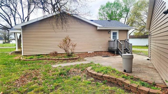 301 E Walnut Street, Weir, KS 66781
