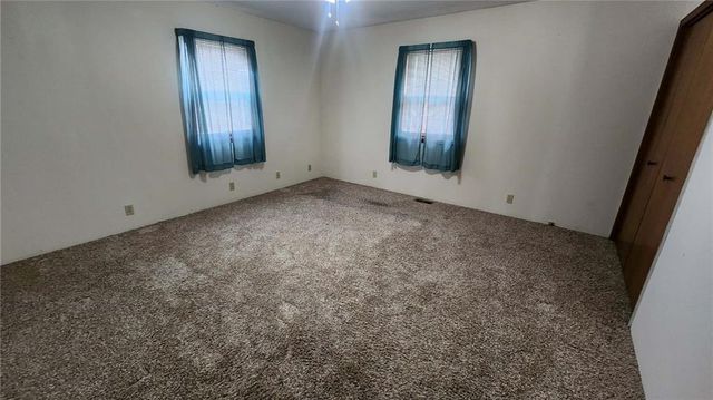 301 E Walnut Street, Weir, KS 66781