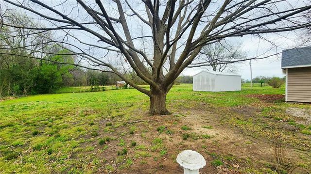 301 E Walnut Street, Weir, KS 66781