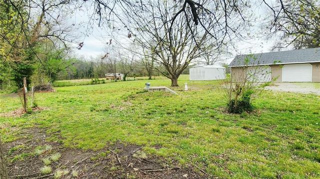 301 E Walnut Street, Weir, KS 66781