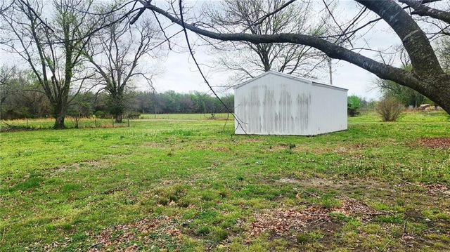 301 E Walnut Street, Weir, KS 66781