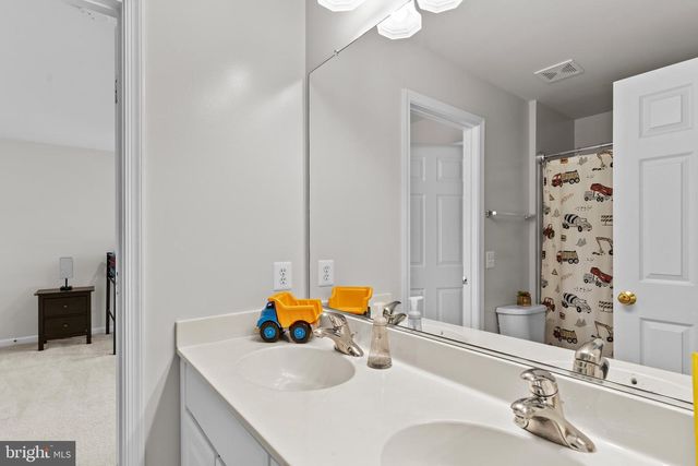 8840 WESTERN HEMLOCK WAY, Lorton, VA 22079