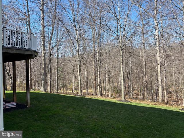 8840 WESTERN HEMLOCK WAY, Lorton, VA 22079