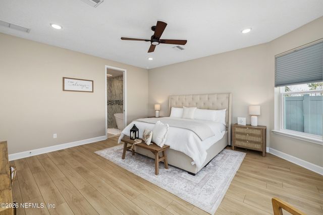 9749 INVENTION Lane, Jacksonville, FL 32256