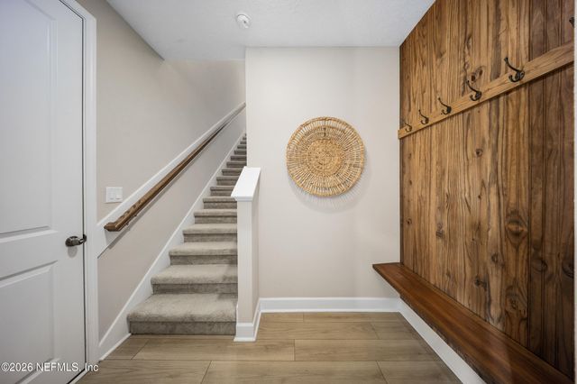 9749 INVENTION Lane, Jacksonville, FL 32256