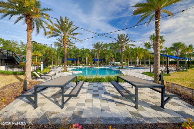 9749 INVENTION Lane, Jacksonville, FL 32256