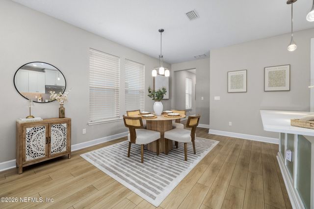 9749 INVENTION Lane, Jacksonville, FL 32256