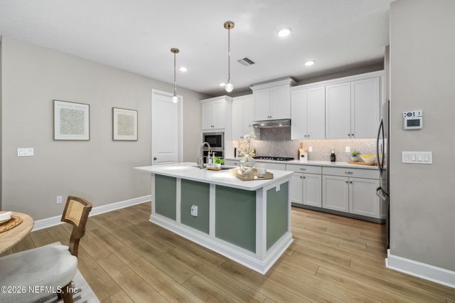 9749 INVENTION Lane, Jacksonville, FL 32256