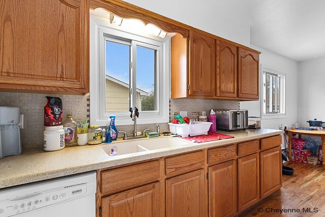 4004 E 9TH ST, Cheyenne, WY 82001