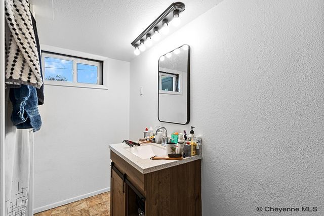 4004 E 9TH ST, Cheyenne, WY 82001