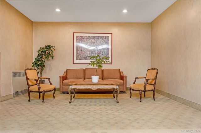 162-41 Powells Cove Boulevard 6S, Whitestone, NY 11357