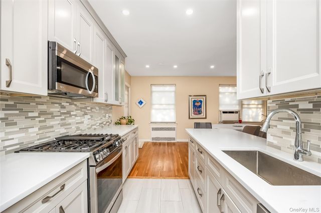 162-41 Powells Cove Boulevard 6S, Whitestone, NY 11357