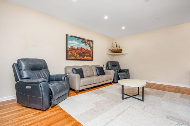 162-41 Powells Cove Boulevard 6S, Whitestone, NY 11357