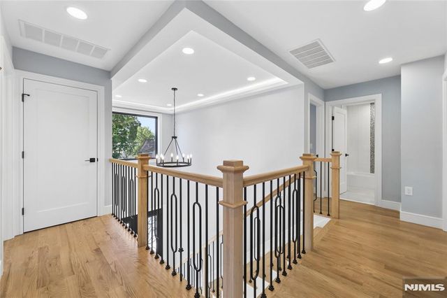 9 Cole Street, Bergenfield, NJ 07621