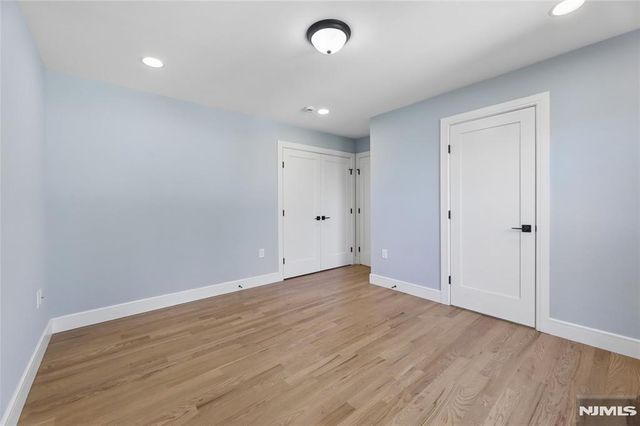 9 Cole Street, Bergenfield, NJ 07621