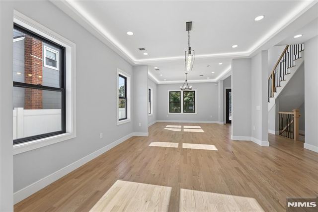 9 Cole Street, Bergenfield, NJ 07621