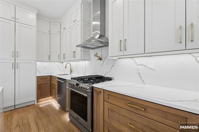 9 Cole Street, Bergenfield, NJ 07621