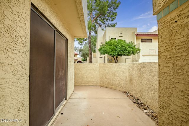 2020 W UNION HILLS Drive 137, Phoenix, AZ 85027