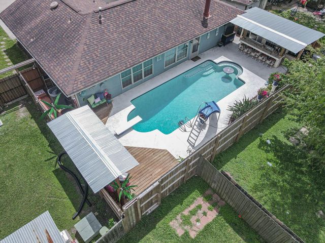 3814 Pecan Circle, La Porte, TX 77571