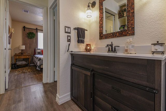 3814 Pecan Circle, La Porte, TX 77571