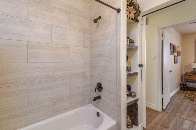 3814 Pecan Circle, La Porte, TX 77571