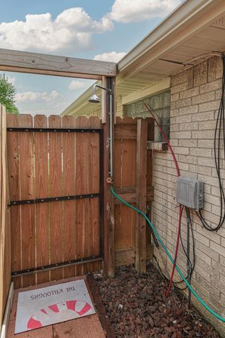 3814 Pecan Circle, La Porte, TX 77571