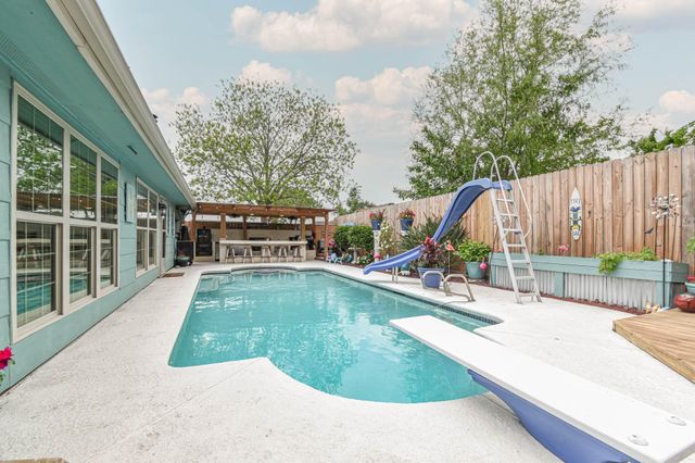 3814 Pecan Circle, La Porte, TX 77571