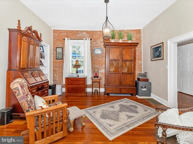 1 W MAIN ST, Burkittsville, MD 21718