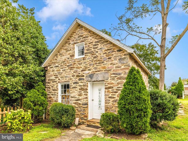 1 W MAIN ST, Burkittsville, MD 21718
