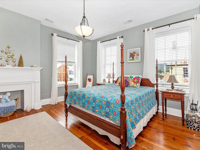 1 W MAIN ST, Burkittsville, MD 21718