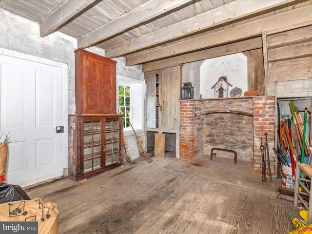 1 W MAIN ST, Burkittsville, MD 21718