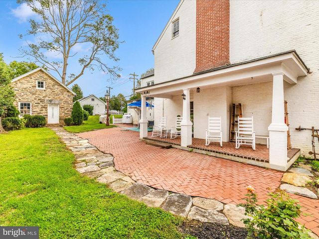 1 W MAIN ST, Burkittsville, MD 21718