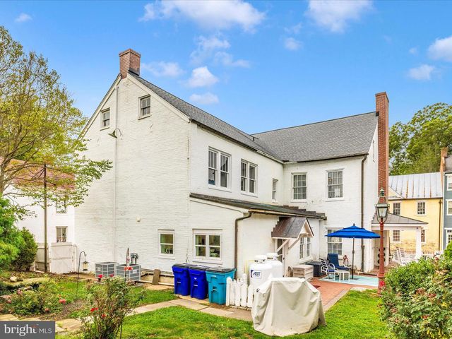 1 W MAIN ST, Burkittsville, MD 21718