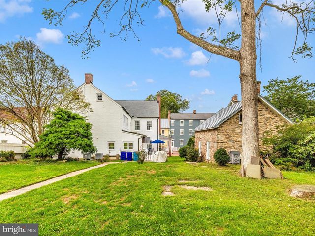 1 W MAIN ST, Burkittsville, MD 21718