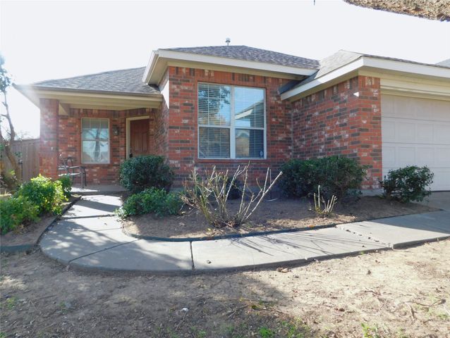 1840 Ringtail Drive, Little Elm, TX 75068