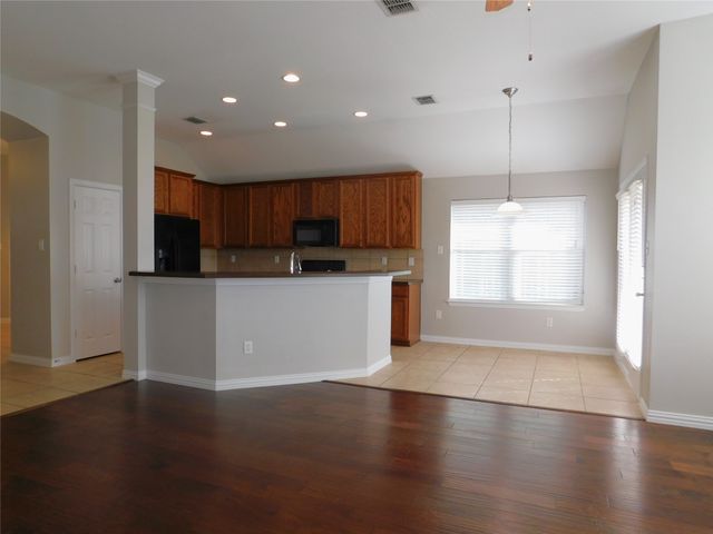 1840 Ringtail Drive, Little Elm, TX 75068