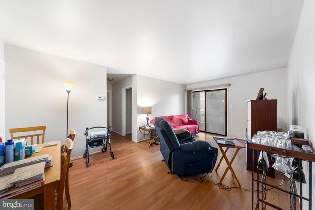 1814 OLD STONE MILL, East Windsor, NJ 08512