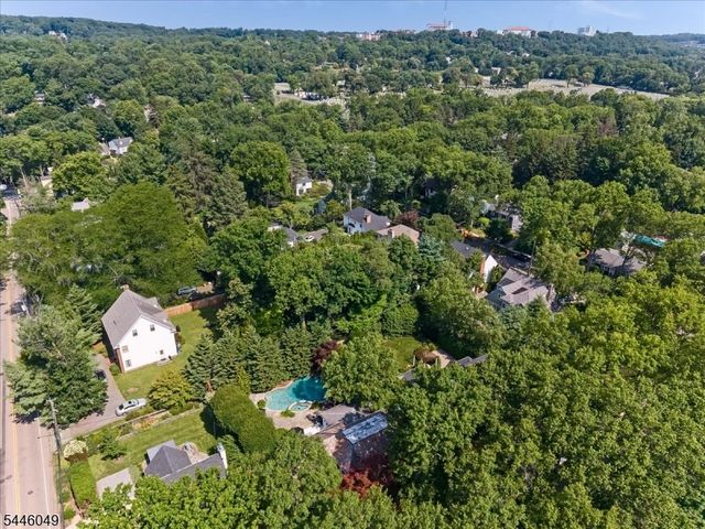 4 Marquette Rd, Montclair Twp., NJ 07043