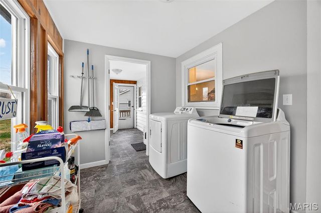 409 Steinhagen Road, Warrenton, MO 63383