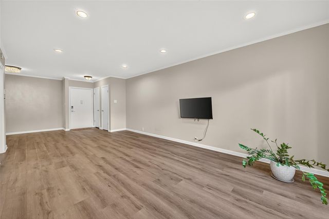 2601 Bellefontaine Street B114 Street B114, Houston, TX 77025