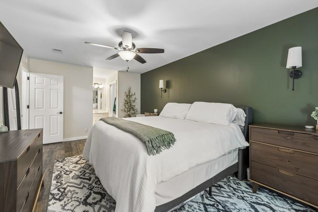 5053 English Village Dr, Nashville, TN 37211