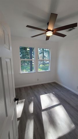 1010 Linden Street, La Marque, TX 77568